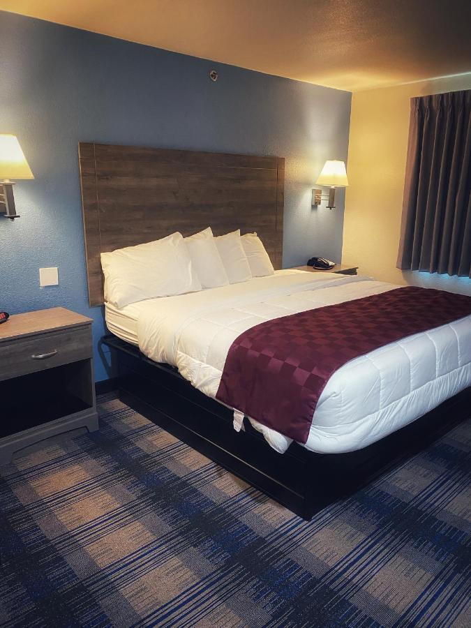 Lone Star Inn Декейтер Экстерьер фото
